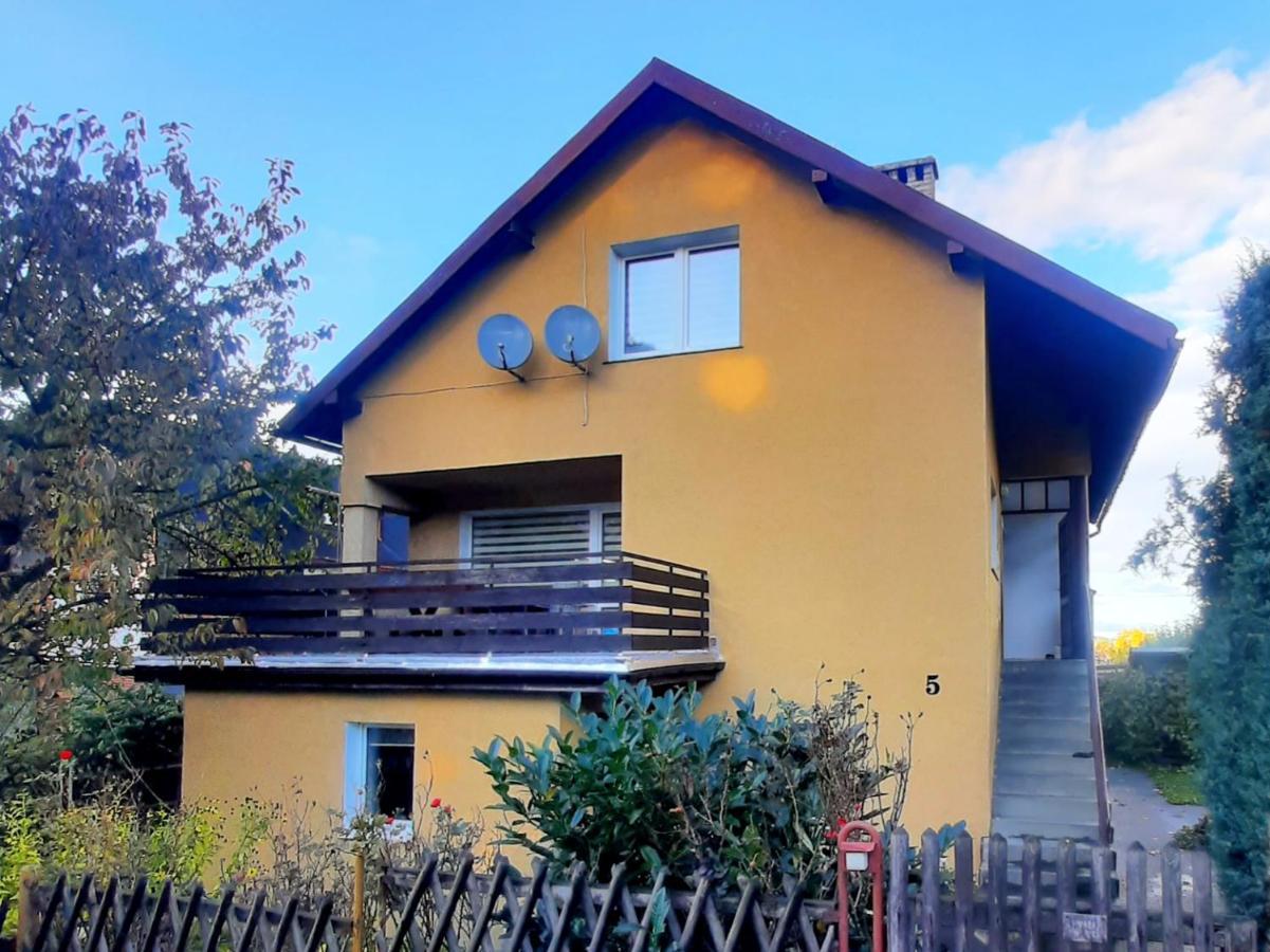 Apartament Kwiatowa ピエホビツェ エクステリア 写真