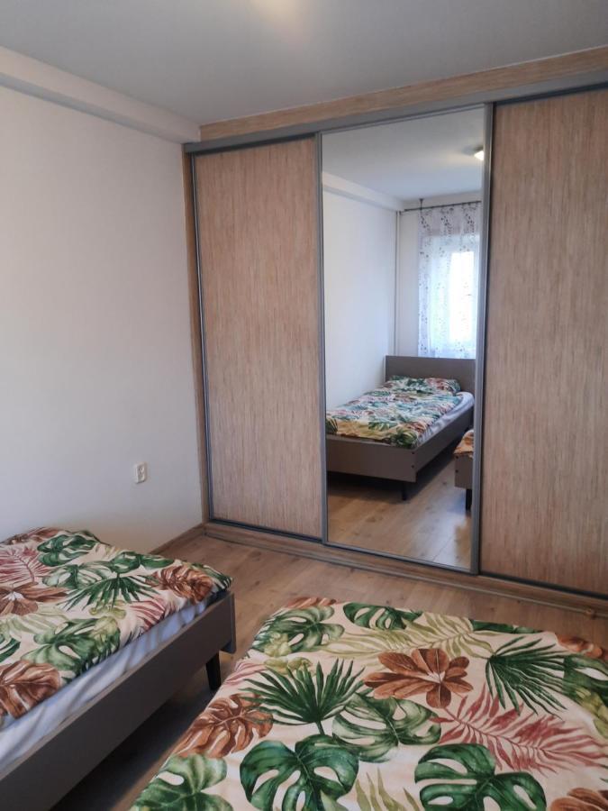 Apartament Kwiatowa ピエホビツェ エクステリア 写真