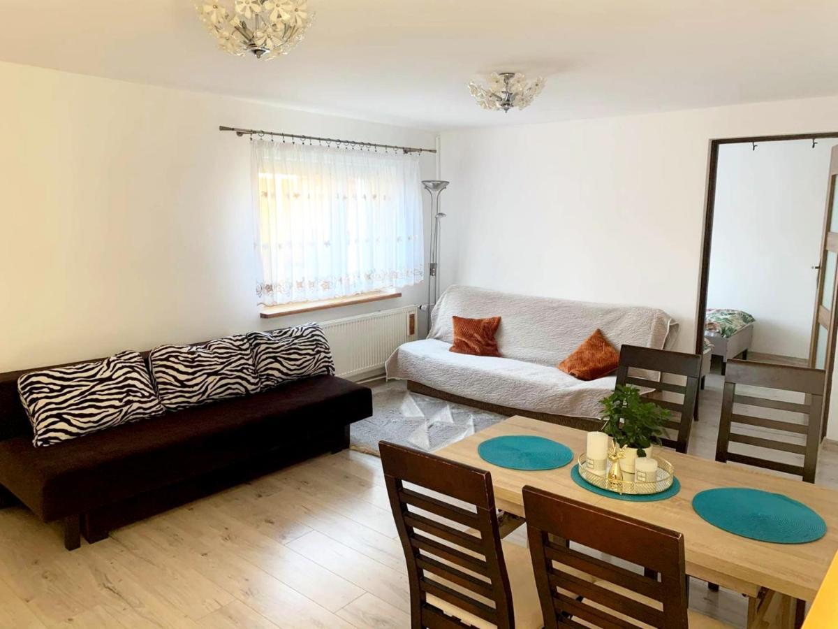 Apartament Kwiatowa ピエホビツェ エクステリア 写真